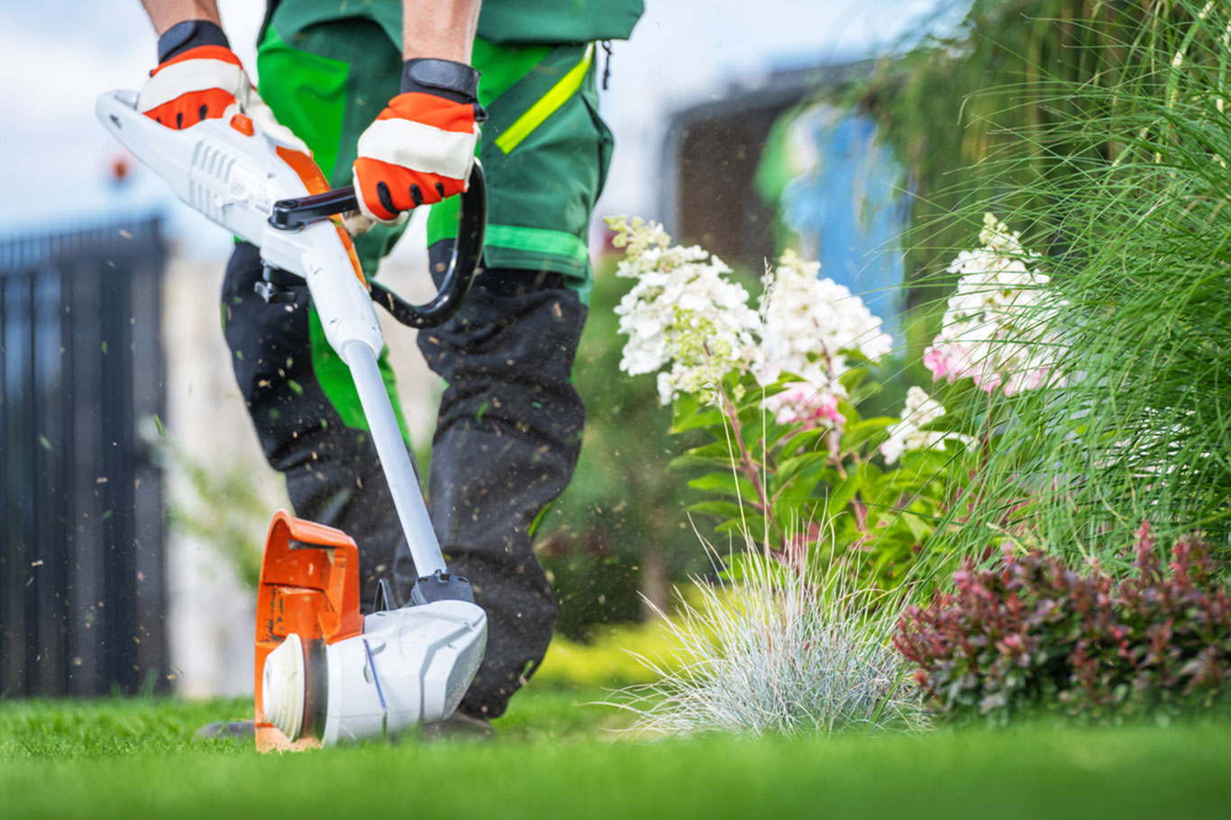 Contract Garden Maintenance Midhurst